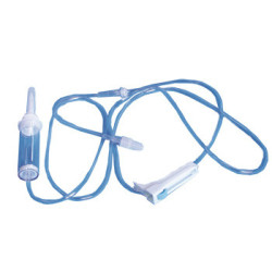 DEFLUSSORE PER INFUSIONE SENZA AGO CON PUNTO INFUSIONE A 7 CON ROLLER E FILTRO SOLUZIONE