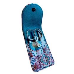 COLORS KIT MANICURE ALTERNATIVE SUN 1 FORBICE + 1 LIMA + 1 PINZETTA