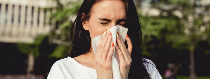 Immagine Dalle Allergie Primaverili alla Cura: Rimedi Farmacia33 per la Stagione