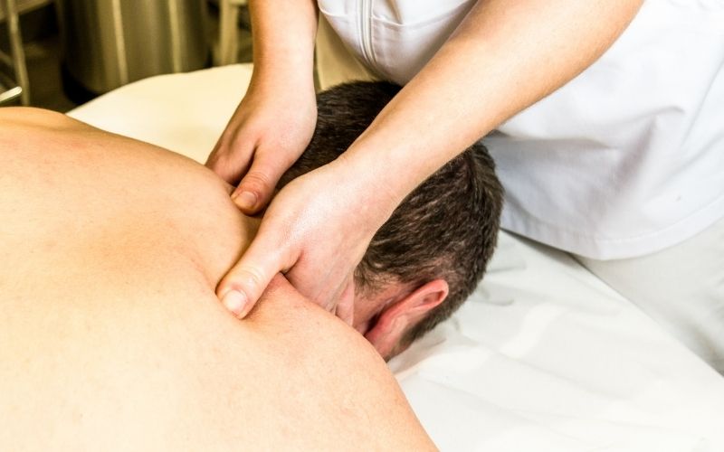 Cervicale infiammata sintomi e rimedi consigliati 