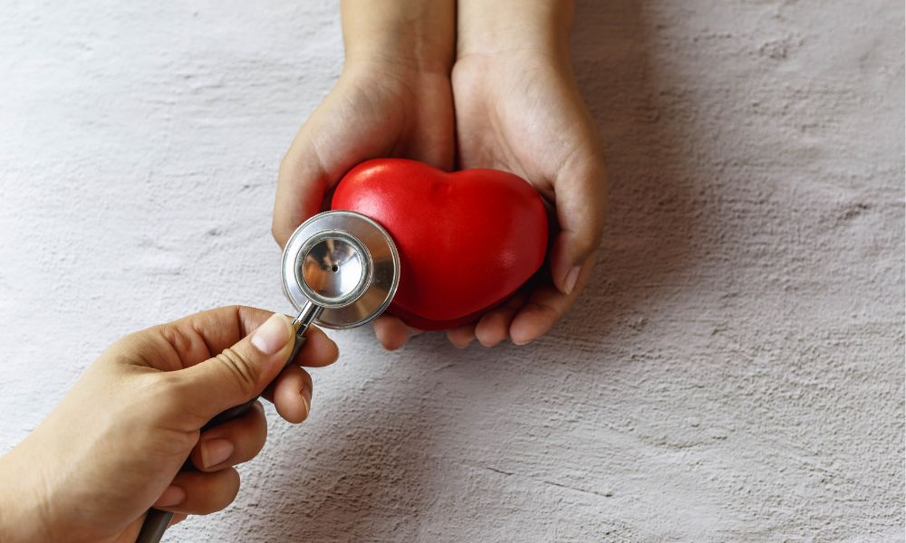 Il Mese del Cuore: Consigli per la Salute Cardiovascolare e Prodotti Consigliati da Farmacia33