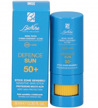 DEFENCE SUN 50+ STICK ZONE SENSIBILI 9 ML - FARMACIA33