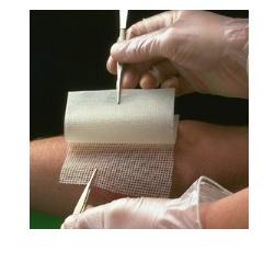 GARZA MEDICATA BACTIGRAS CON CLOREXIDINA ACETATO 0,5% 10X10CM 10 PEZZI - FARMACIA33