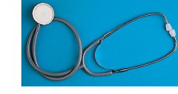 FONENDOSCOPIO LEGGERO PIATTO CON MEMBRABA ARCHETTO BIAURICOLARE PER AUSCULTAZIONE CON MOLLA ESTERNA - FARMACIA33